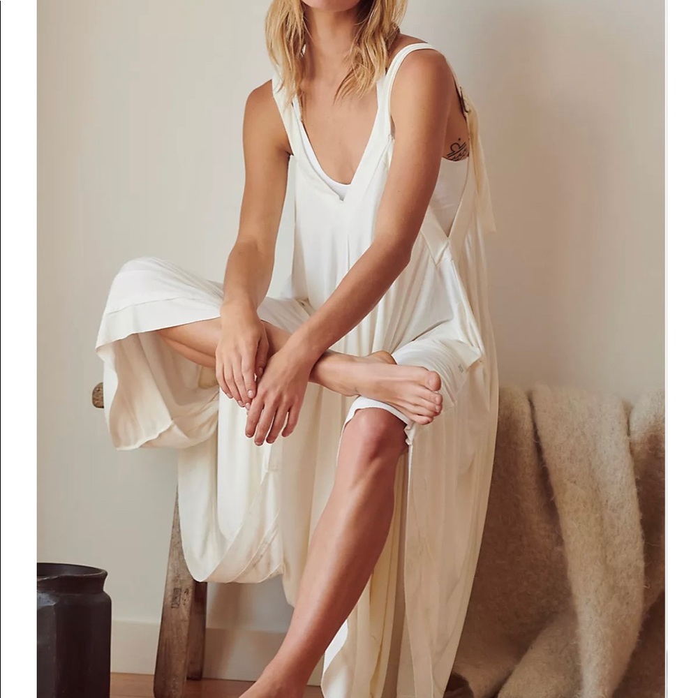 Free People - Seven Stars Onesie White (Ivory) - Size L